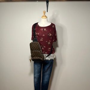 Flower lace tee